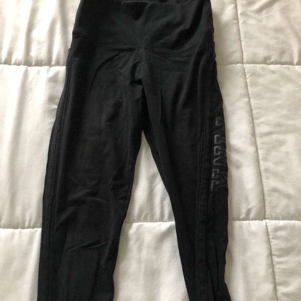 PINK Leggings with pockets
